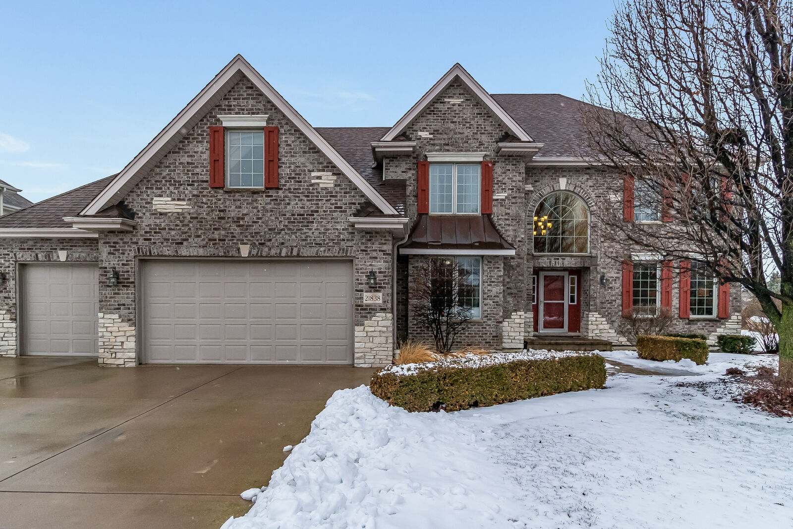 Property Photo: 21838 Yellow Finch Lane IL 60423