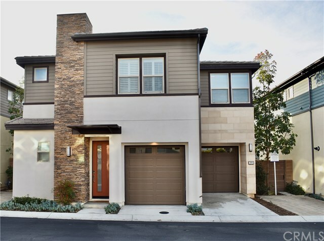 Property Photo: 2111 Breakaway Lane CA 92627