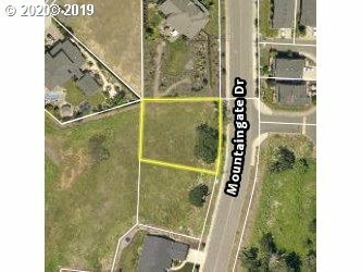 Property Photo: 546 Mountaingate Dr OR 97478
