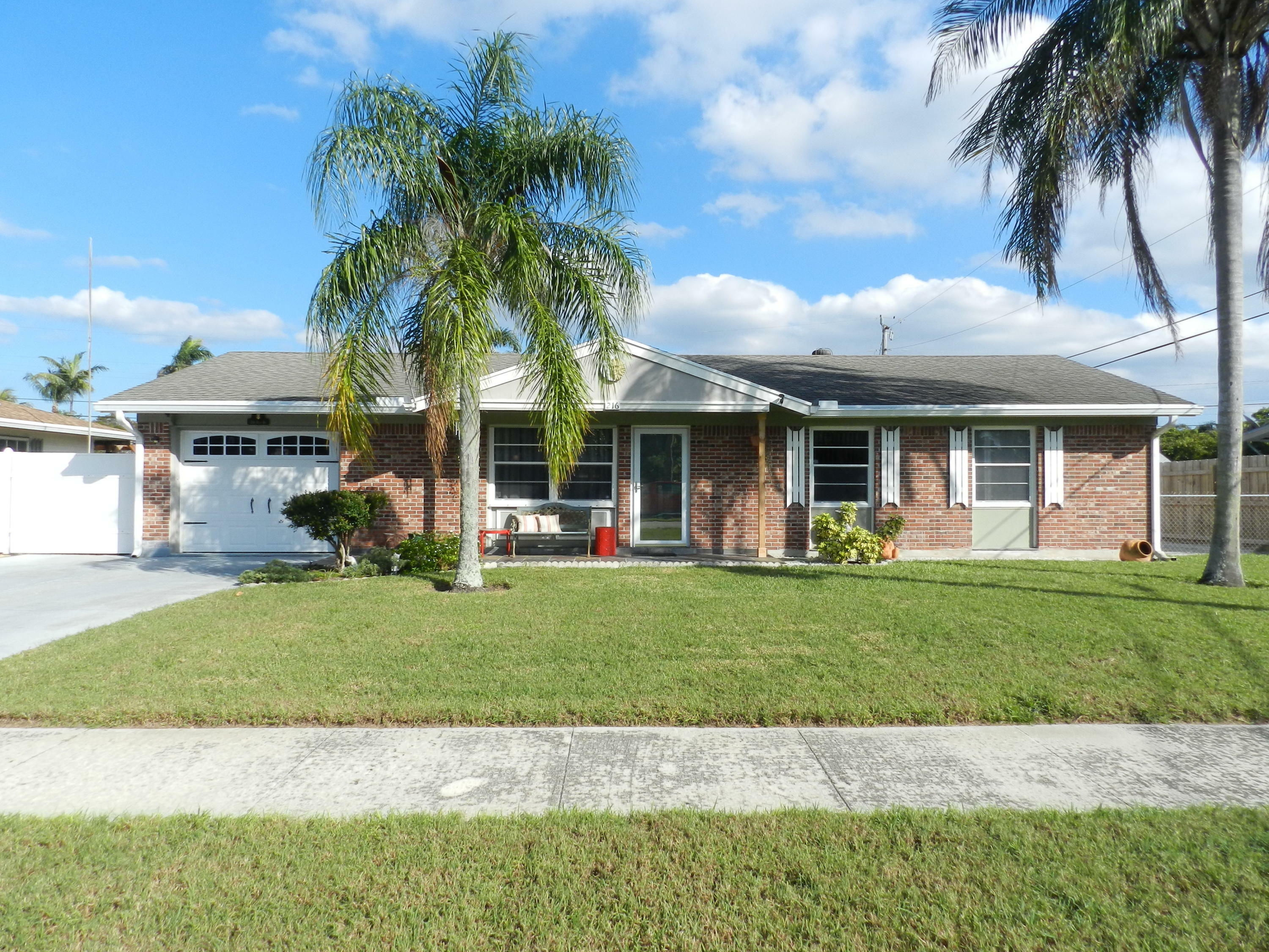 Property Photo: 216 Davis Road FL 33461