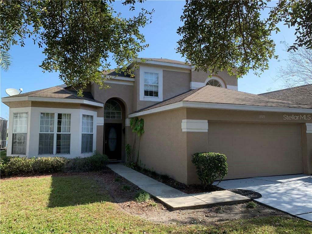 Property Photo:  13525 Mallard Cove Blvd  FL 32837 