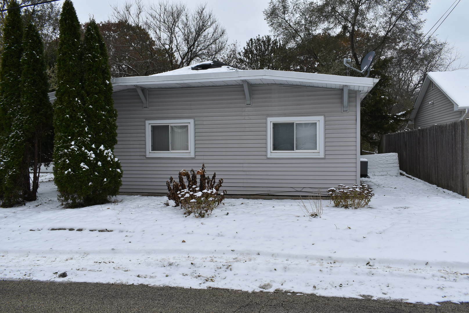 Property Photo:  14 South Maple Avenue  IL 60020 