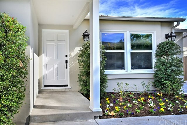 Property Photo:  5126 Balboa Boulevard  CA 91316 