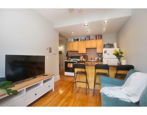 Property Photo:  12 Isabella Street 5  MA 02116 