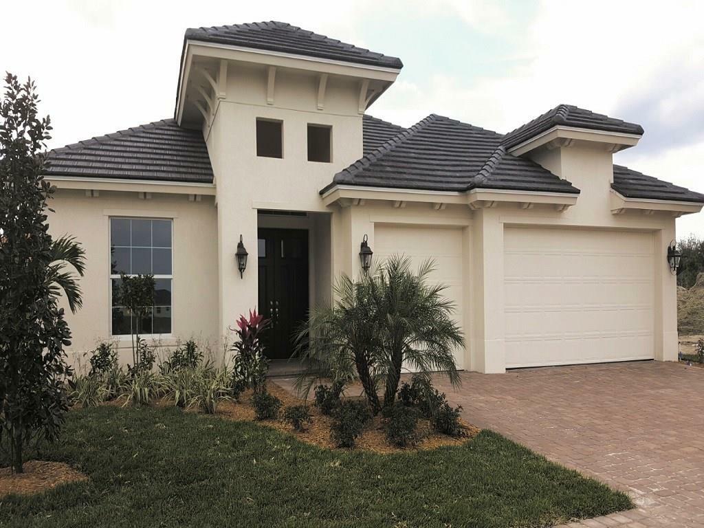 Property Photo:  1377 Lily'S Cay Circle  FL 32967 