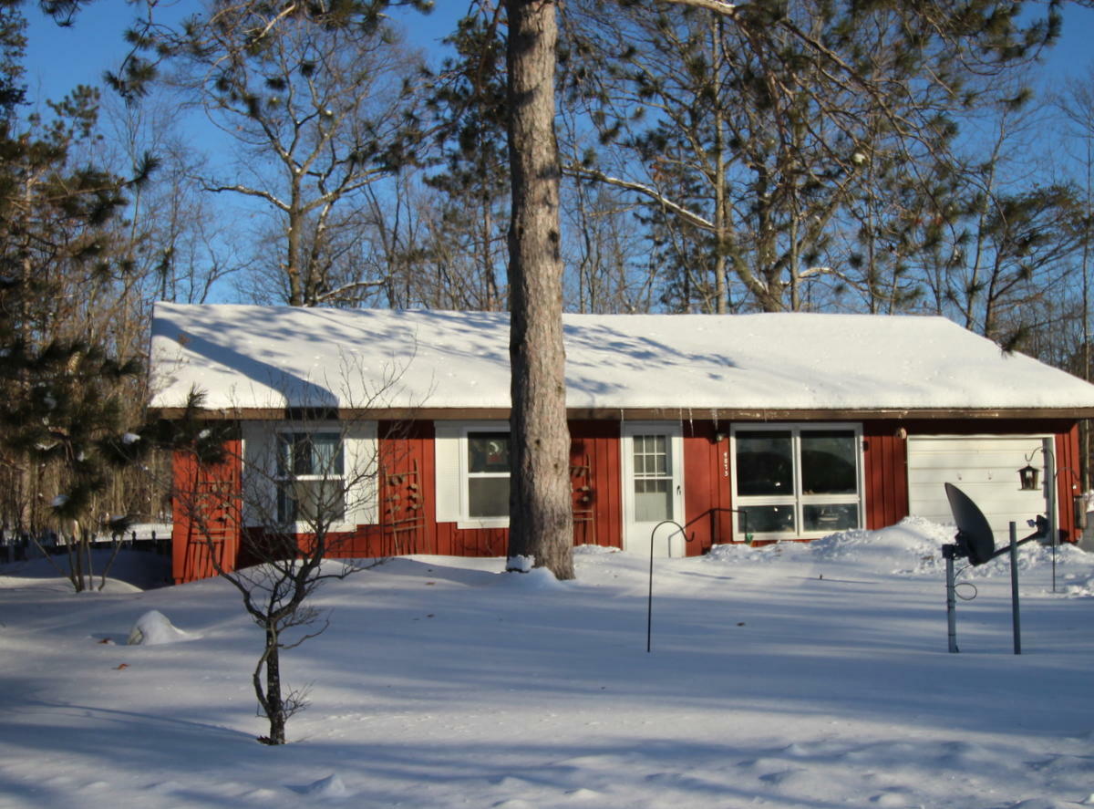 Property Photo:  4875 Eastway Drive  MI 49749 