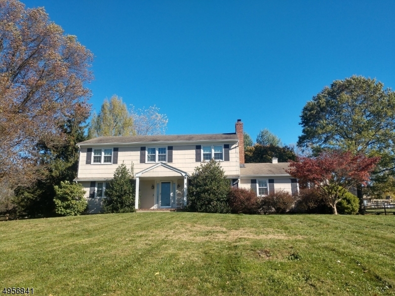 Property Photo:  9 Cider Mill Cir  NJ 08822 