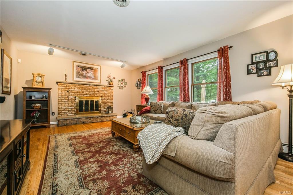Property Photo: 164 Fairview Avenue NY 10965