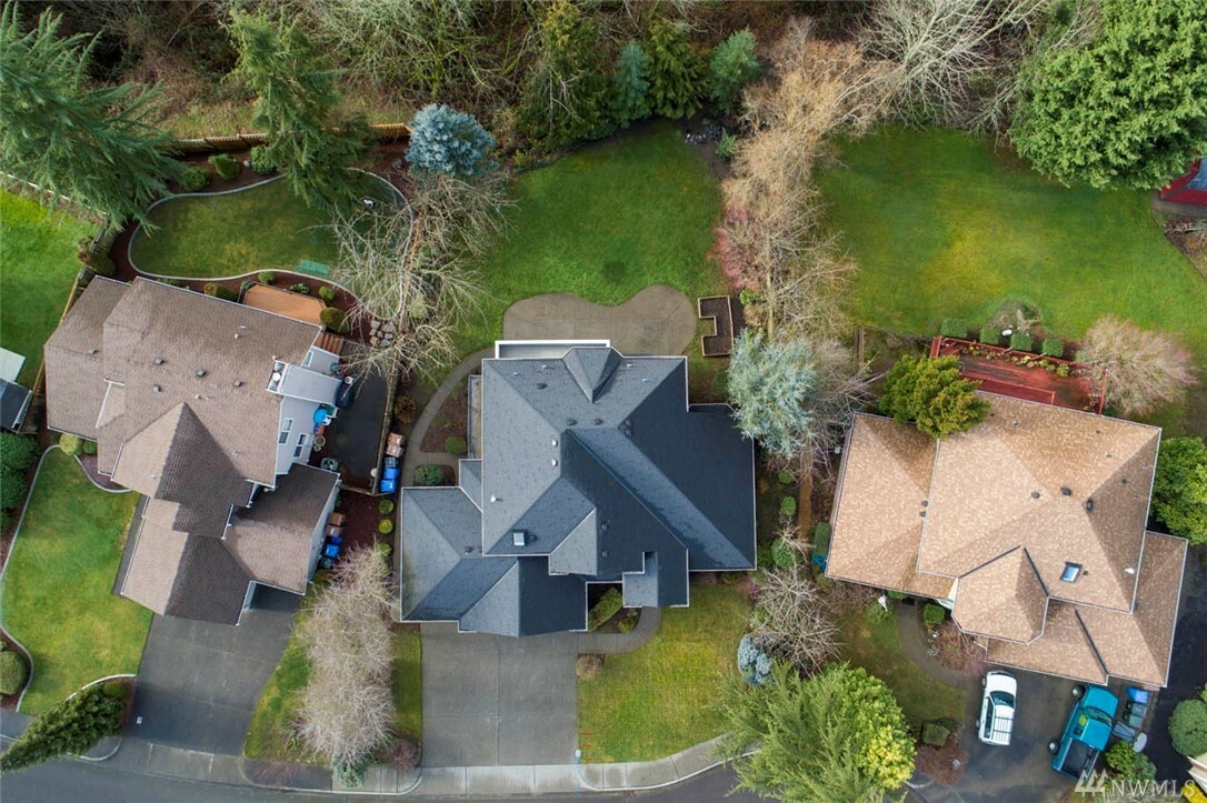 Property Photo:  1122 N Locust Lane  WA 98406 