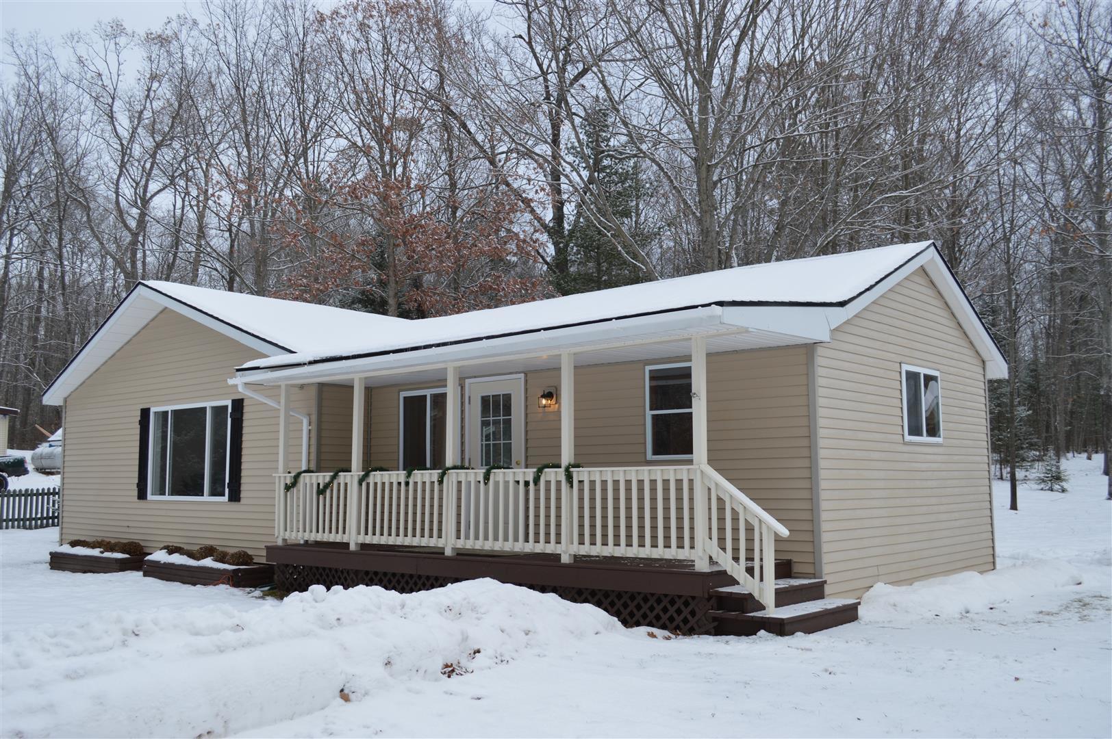 Property Photo:  3217 E Mullett Lake Road  MI 49749 
