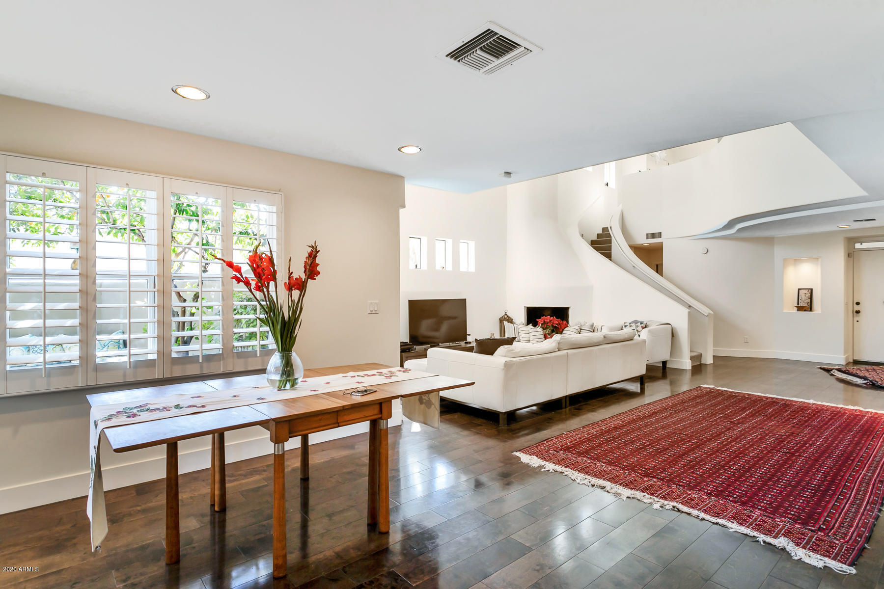 Property Photo: 3302 E Campbell Avenue 4 AZ 85018