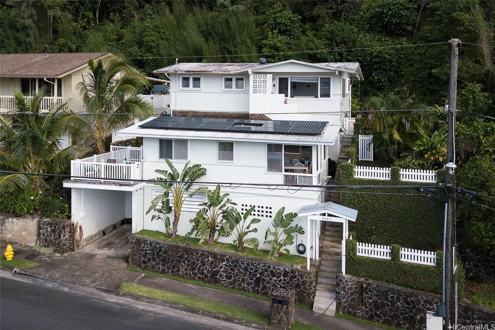 3042 Papali Street A  Honolulu HI 96819 photo