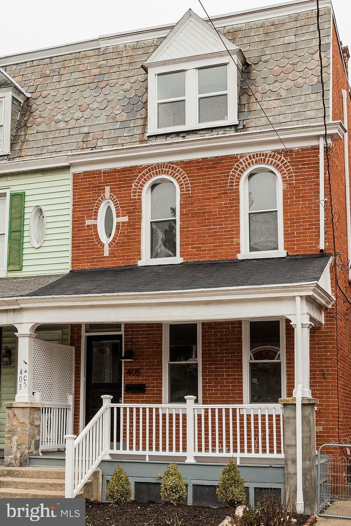 Property Photo:  405 E Clay Street  PA 17602 