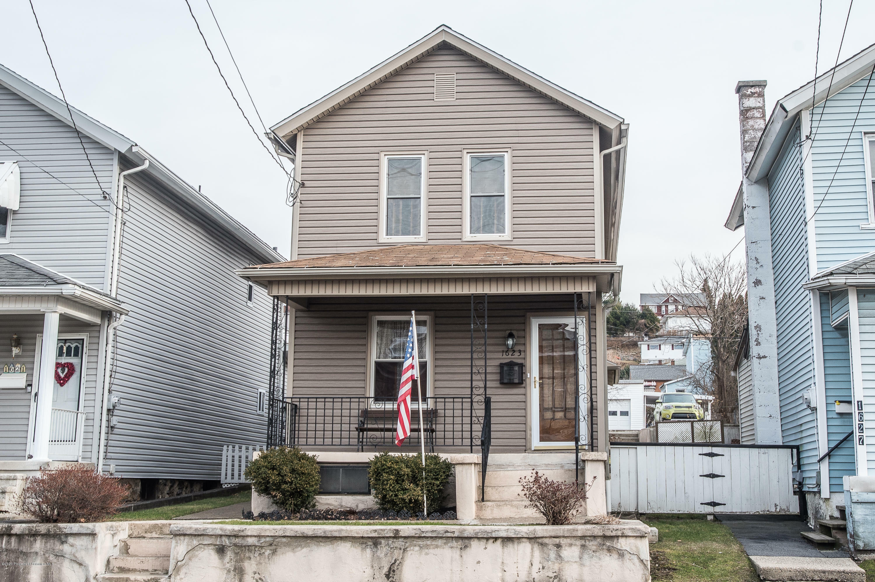 Property Photo:  1623 Pittston Avenue  PA 18505 