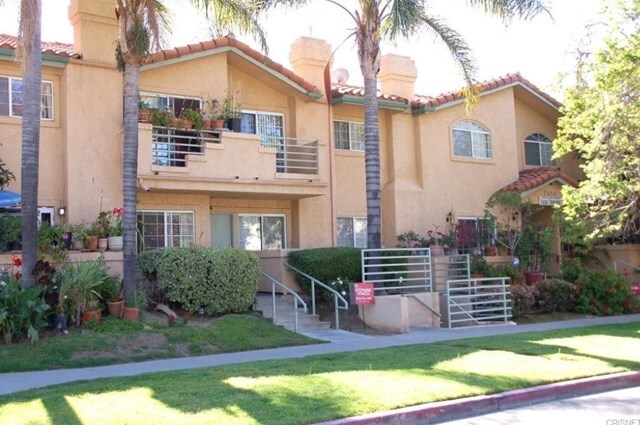 Property Photo: 7050 Vassar Avenue 17 CA 91303