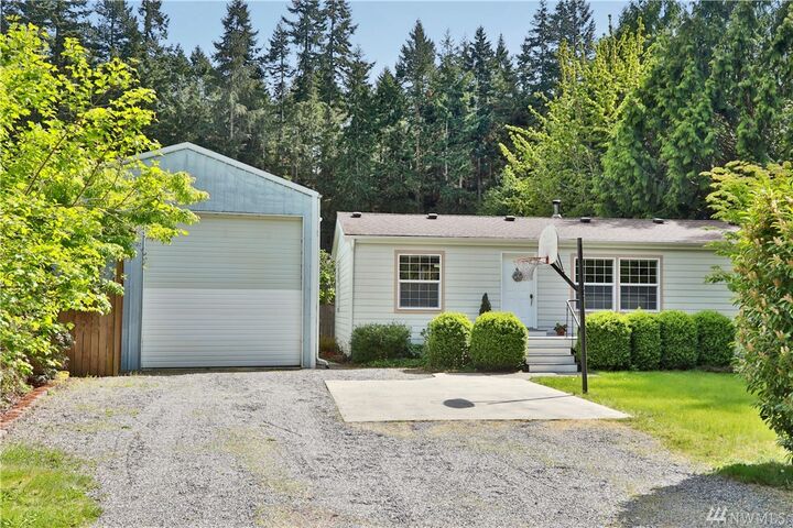 1948 Moonlight Dr  Freeland WA 98249 photo