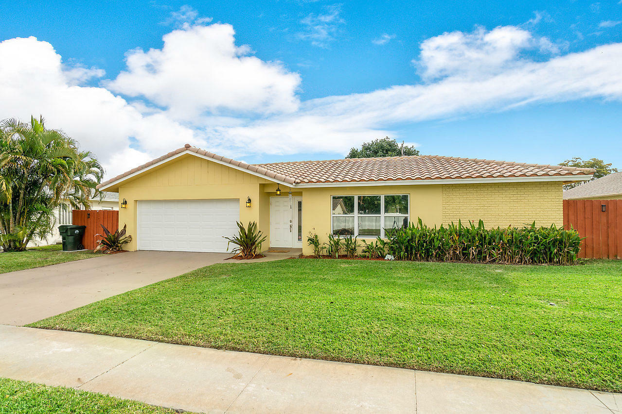 Property Photo:  125 Orchard Ridge Lane  FL 33431 