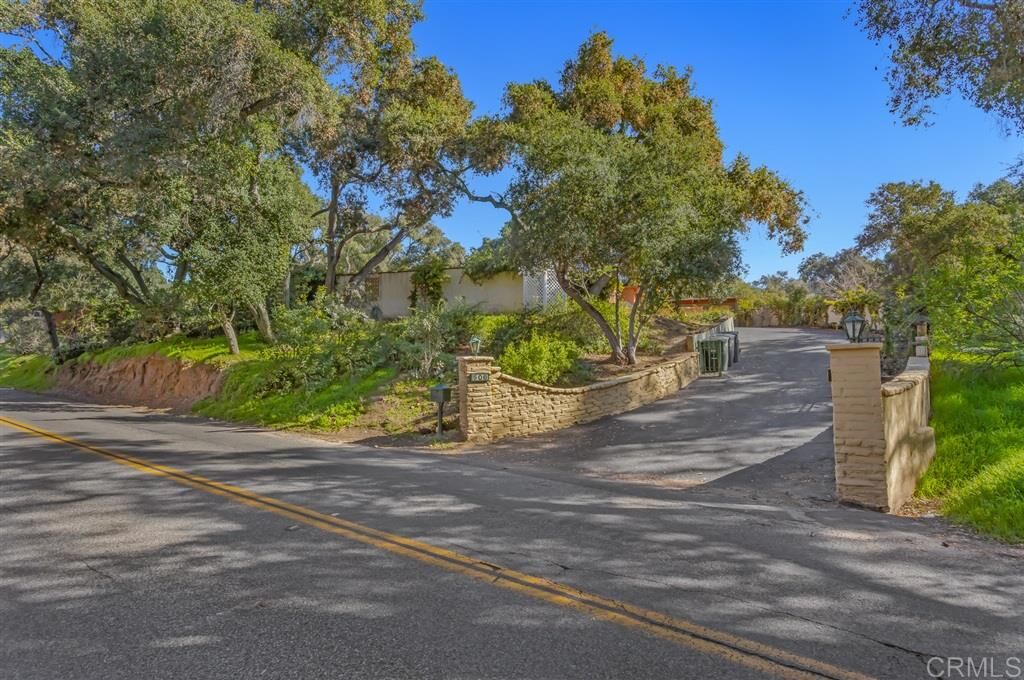 Property Photo:  506 S S Live Oak Park Rd  CA 92028 