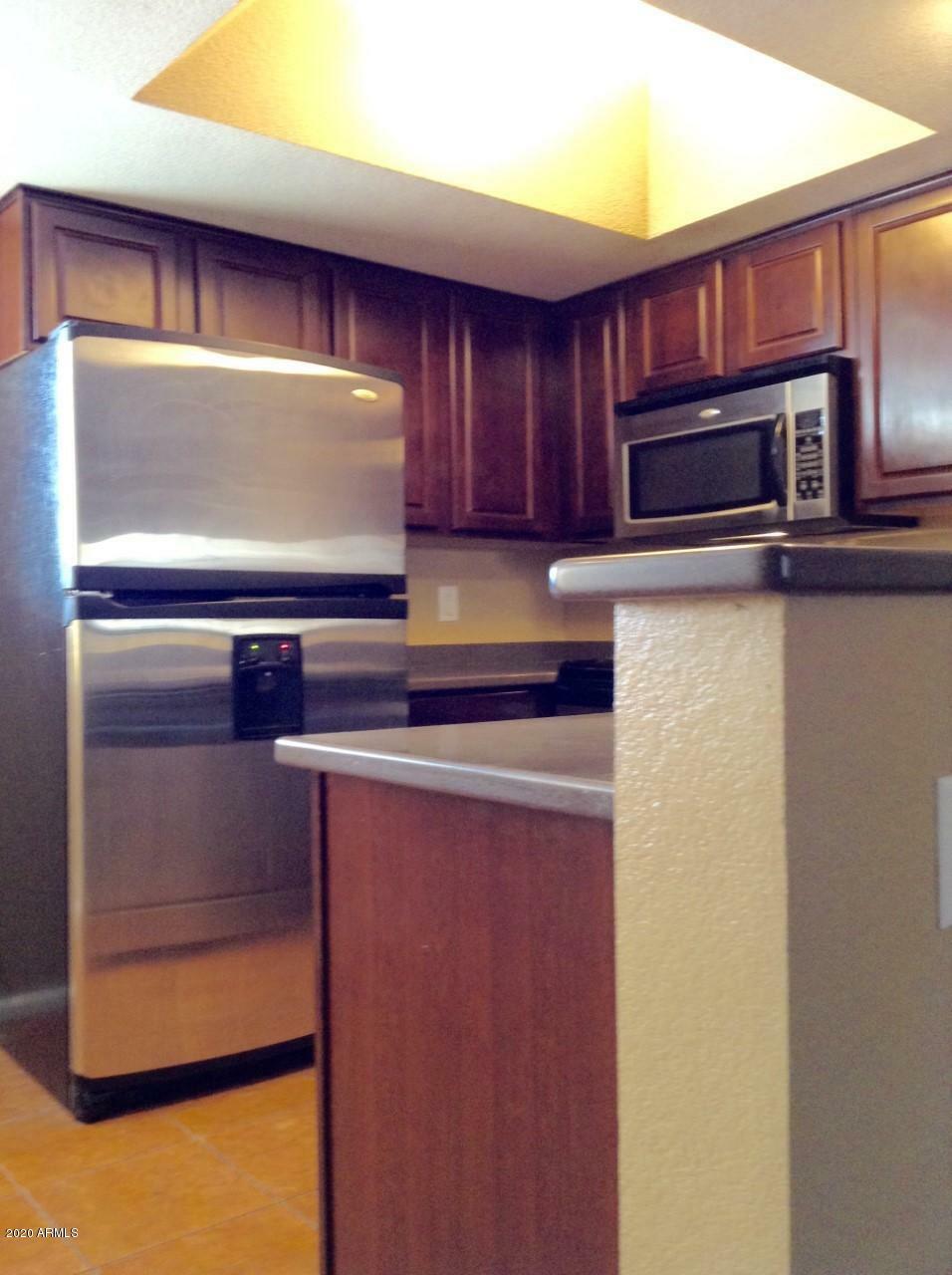 Property Photo:  1720 E Thunderbird Road  AZ 85022 