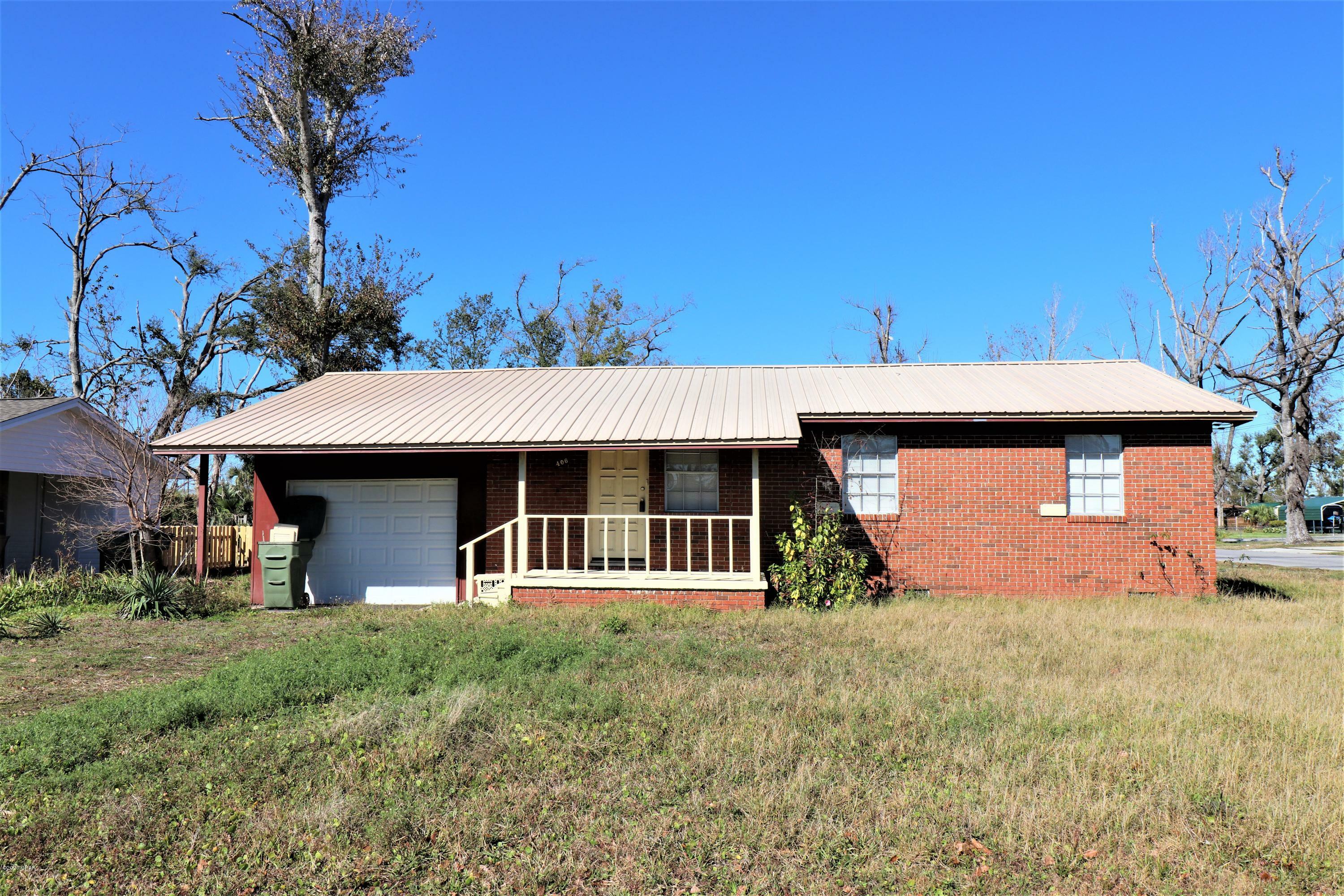 Property Photo:  406 E 11th Street  FL 32444 