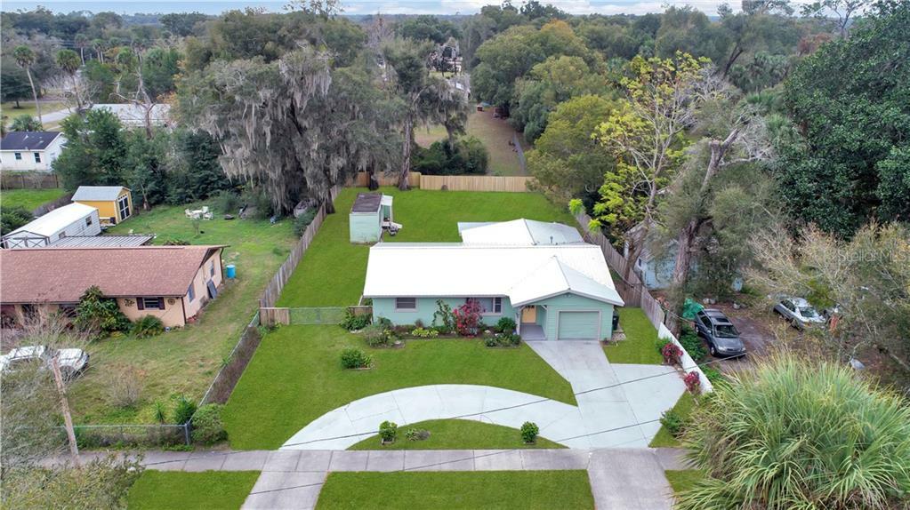 Property Photo:  340 E French Avenue  FL 32763 