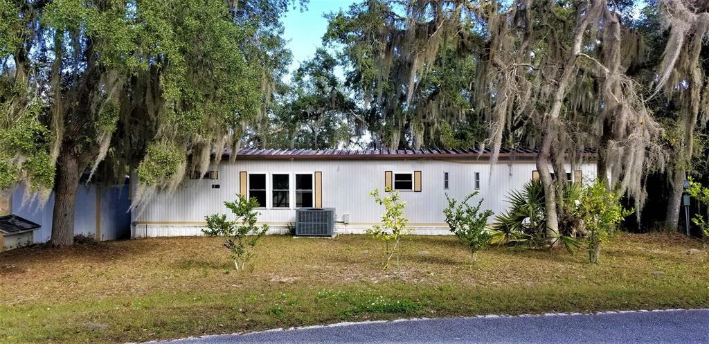 Property Photo:  18961 SE 15th Lane  FL 34488 