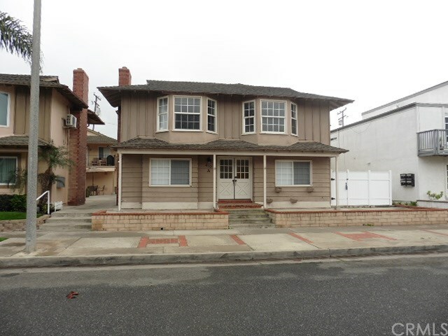 Property Photo:  410 21st Street A  CA 92648 