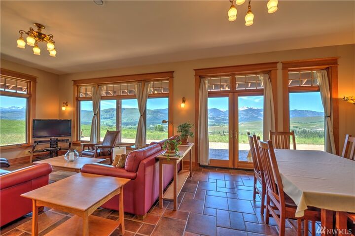 Property Photo: 15 Bella Vista Lane WA 98862