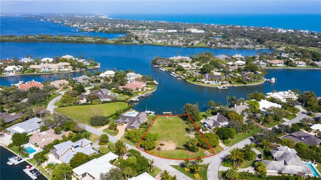 Property Photo:  213 Spinnaker Drive  FL 32963 