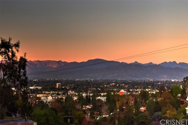 Property Photo: 4029 Sumac Drive CA 91403