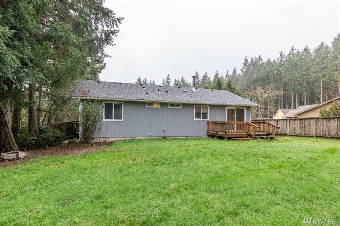 Property Photo:  403 SW Bishop Ct  WA 98367 