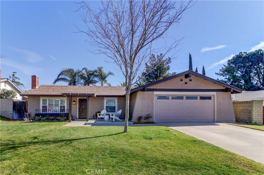 Property Photo: 6881 Mesada Street CA 91701