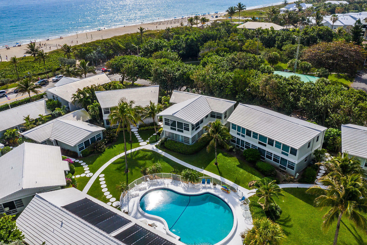 Property Photo: 320 S Ocean Boulevard L P FL 33483