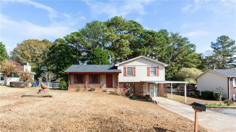 Property Photo: 1744 Rocky Ridge Drive NW 30012