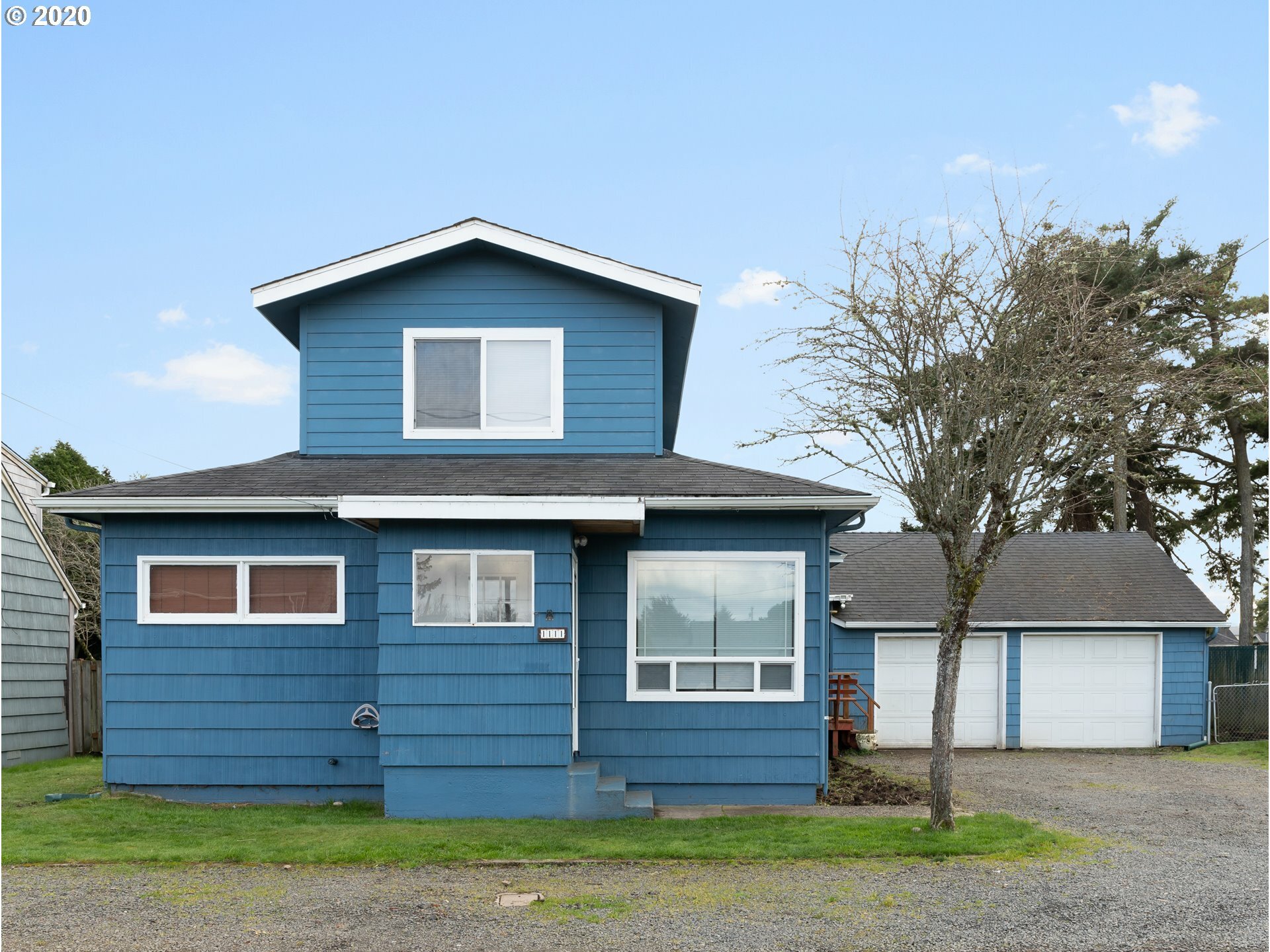 Property Photo:  1111 3rd Ave  OR 97138 