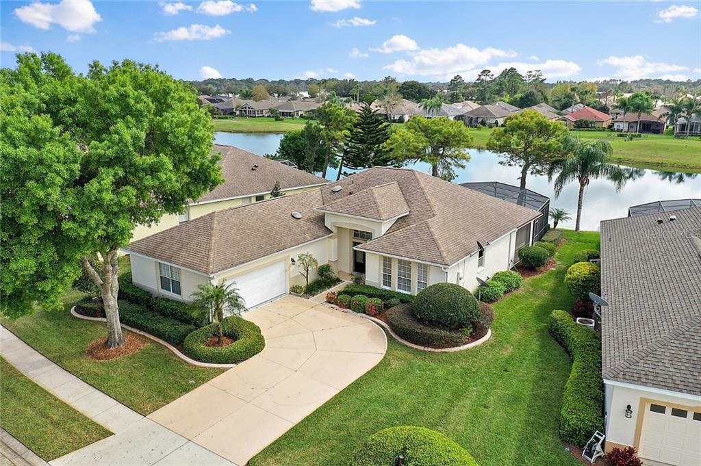 Property Photo:  8045 Pine Hollow Drive  FL 32757 