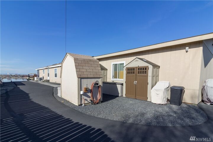 Property Photo:  5108 NE Shorecrest Drive  WA 98837 