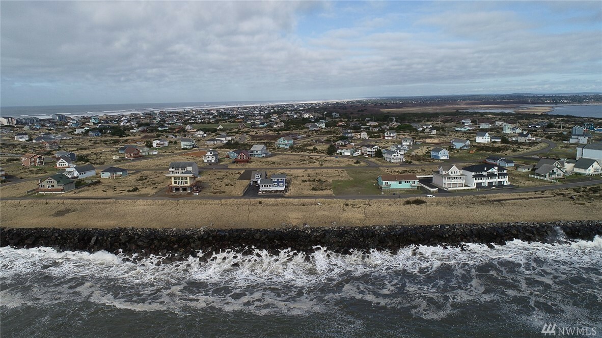 Property Photo:  1479 E Ocean Shores Blvd SW  WA 98569 