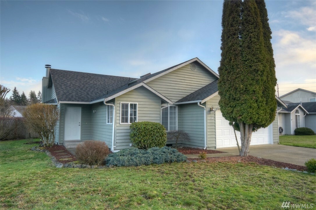 Property Photo: 5704 Stockton St SE WA 98513