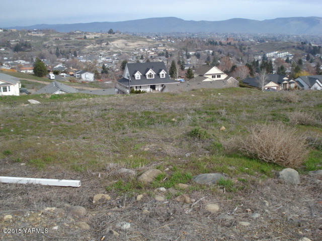 Property Photo:  Nna Heritage Hills Ln Lot 6  WA 98942 