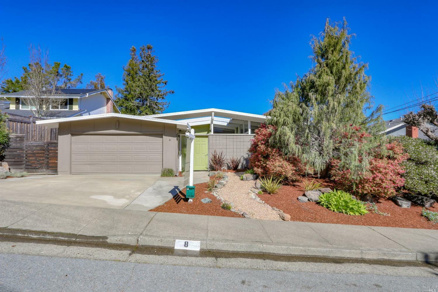 Property Photo:  8 Cherry Hill Drive  CA 94903 