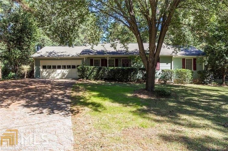 Property Photo:  3765 Creekwood Dr  GA 30052 