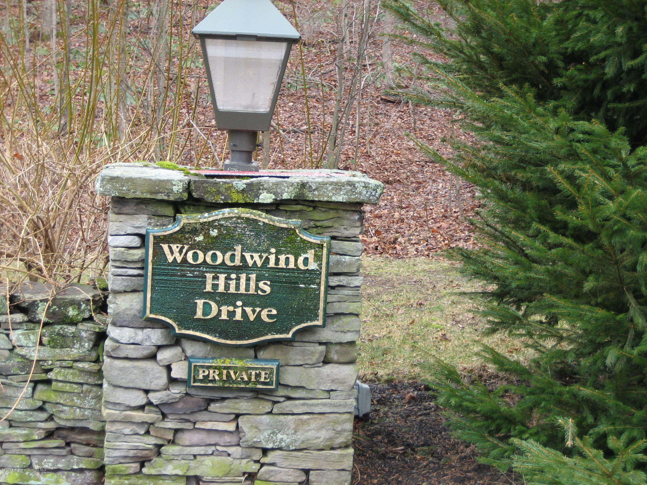 Property Photo:  1003 Woodwind Hills Drive  PA 18414 