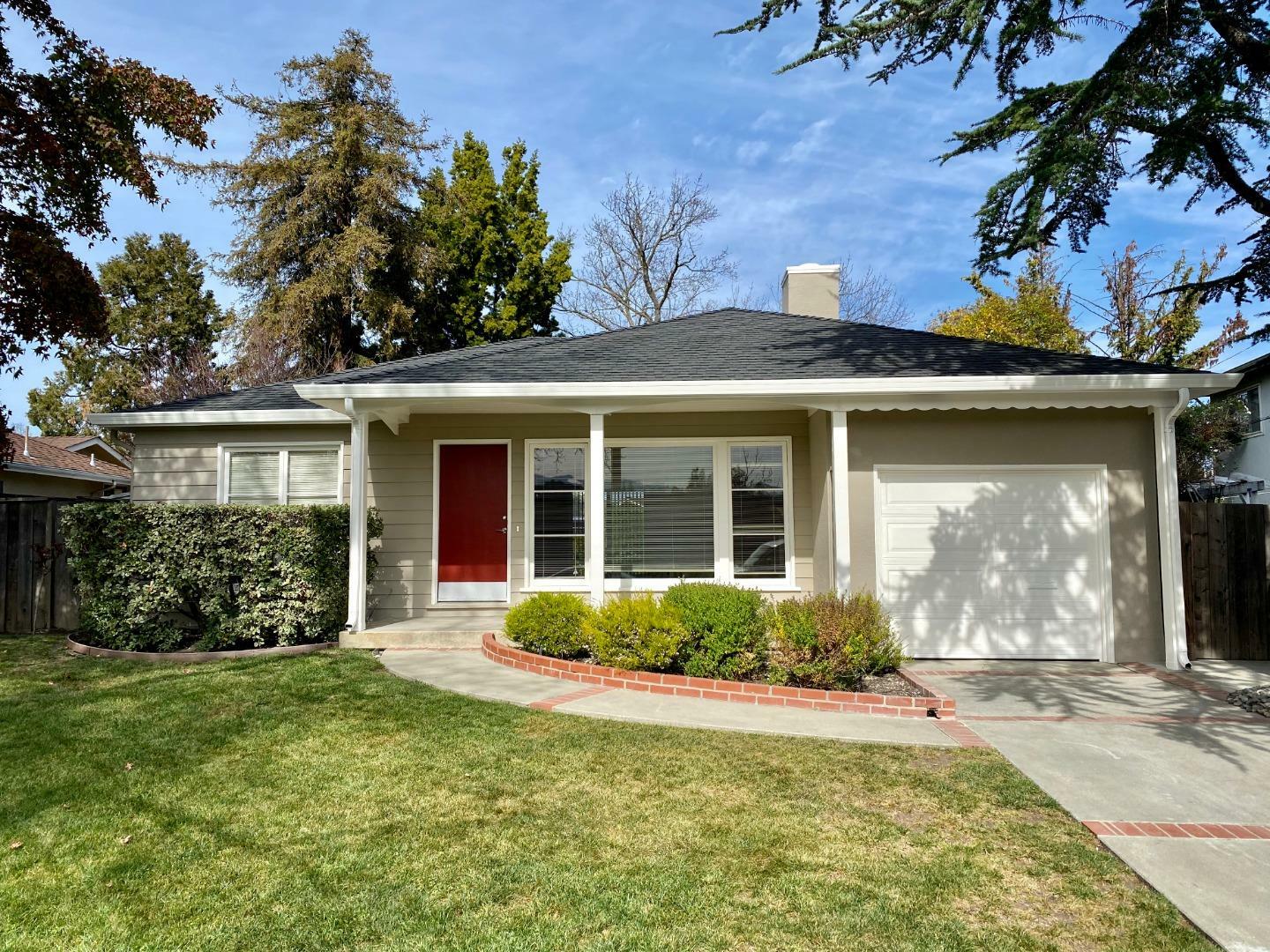 Property Photo:  1465 Connecticut Drive  CA 94061 