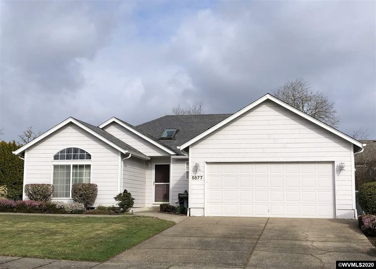 Property Photo: 5577 SW Bluestem Pl OR 97333