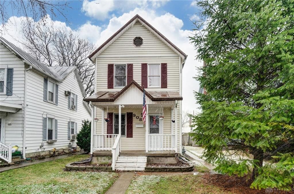 Property Photo: 908 E Pearl Street OH 45342