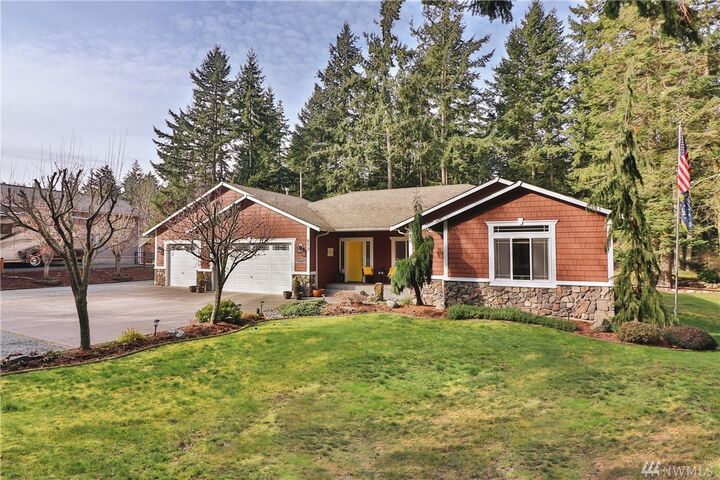 673  Scandia Parkway  Camano Island WA 98282 photo
