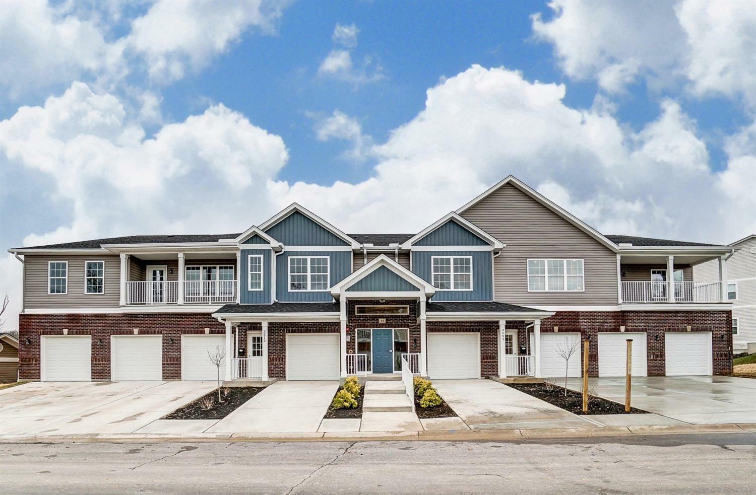 Property Photo: 3509 Chestnut Park Ln 202 OH 45002