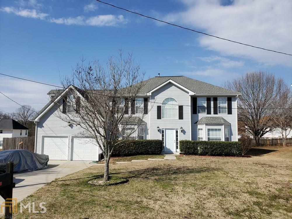 Property Photo: 2360 Bankside Cir GA 30035