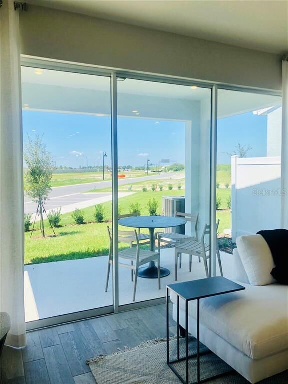 Property Photo:  3815 Plainview Drive  FL 32824 